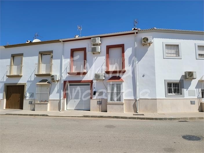 Town House in Aguadulce