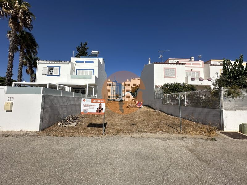 Land in Olhão