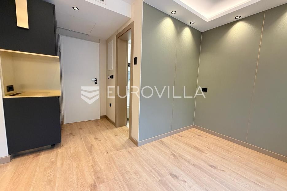 Crikvenica, Exclusive New Development, One-bedroom Apartment 29 M² A15, Close to the Sea, Wellness