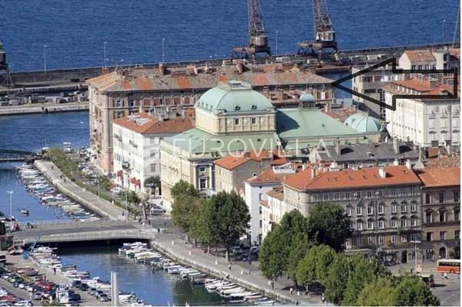 Rijeka, Center, Apartment of 55 M² for Renovation