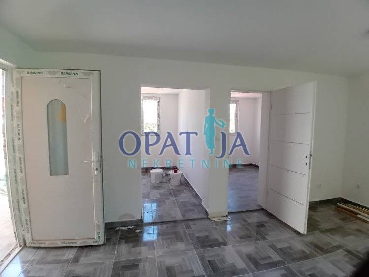 Detached House in Vir
