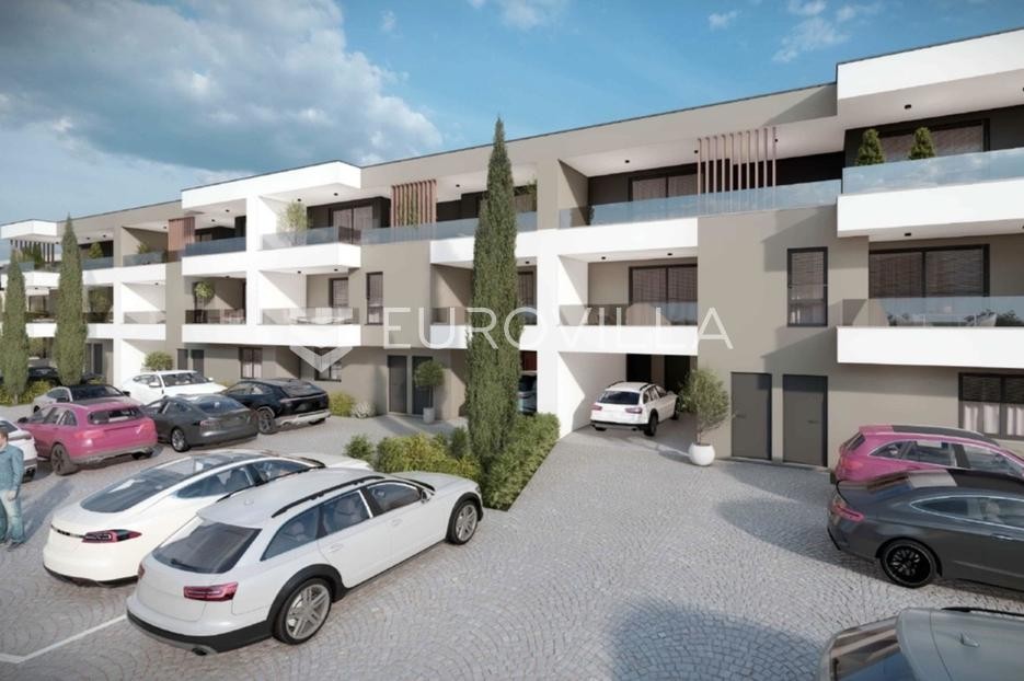 Istria, Pula, Modern Apartment in a New Building with Parking and Storage