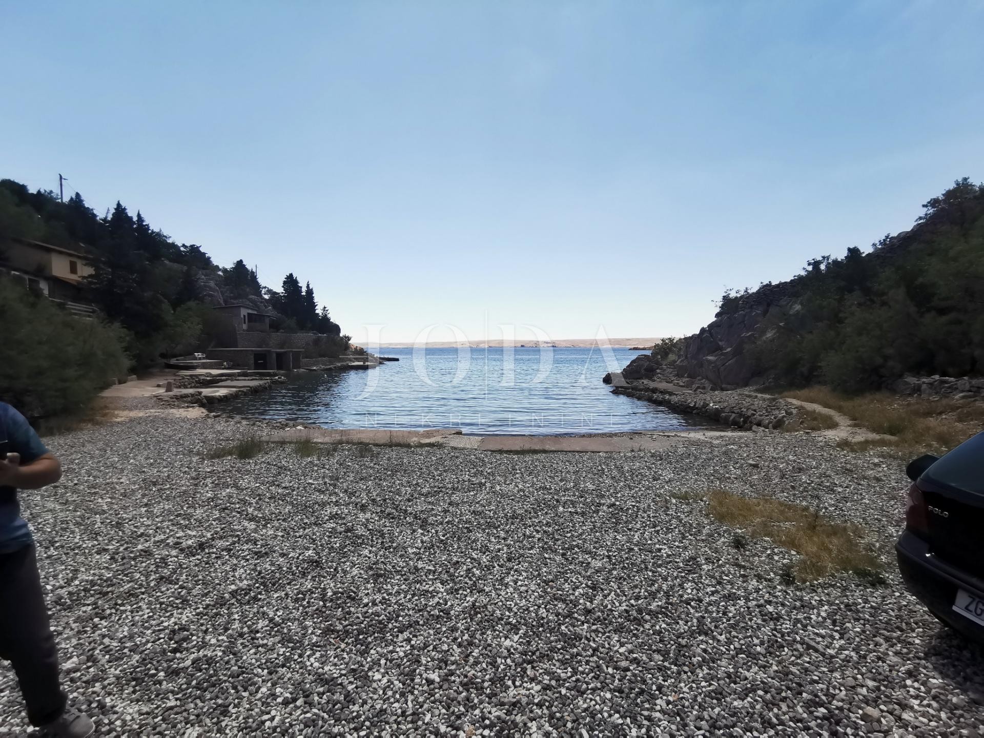 Land in Karlobag